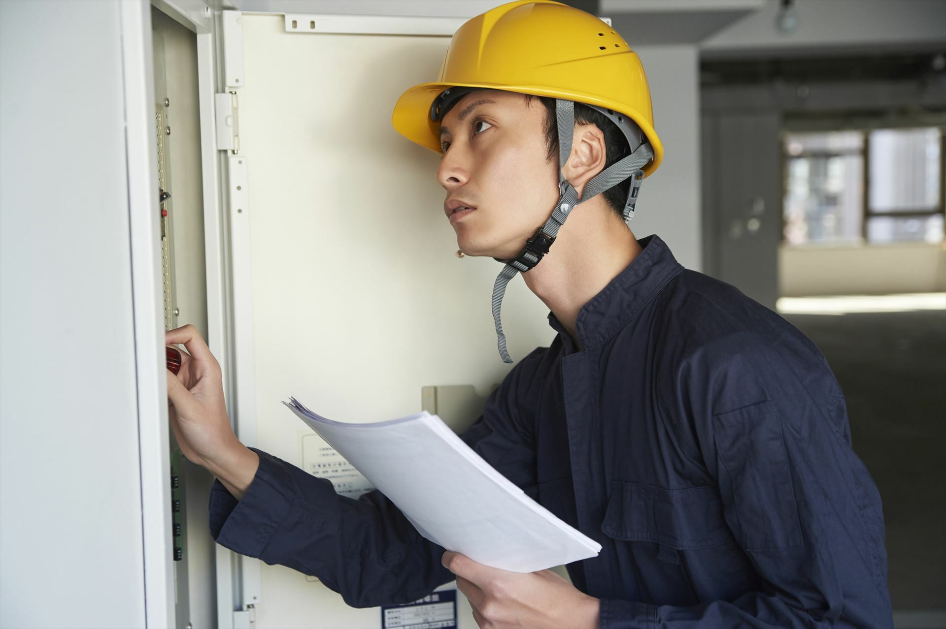 即戦力として活躍 | 大阪府東大阪市周辺で電気工事の求人なら株式会社東伸